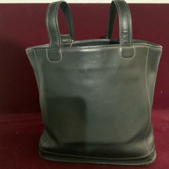 Vtg Coach 9305 Black Leather Bleecker Shoulder Bag with initials. Sold as is. - Picture 4 of 6